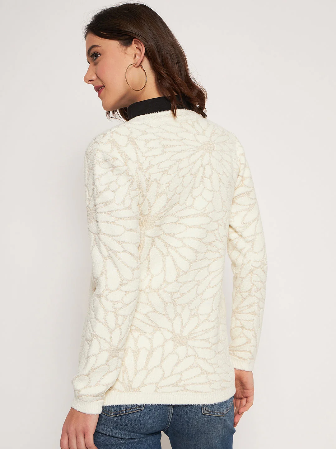 Madame Offwhite V-Neck Cardigan - Image 5