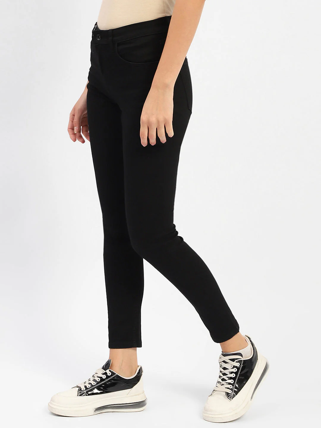 Madame Light Washed Charcoal Skinny Jeans - Image 4