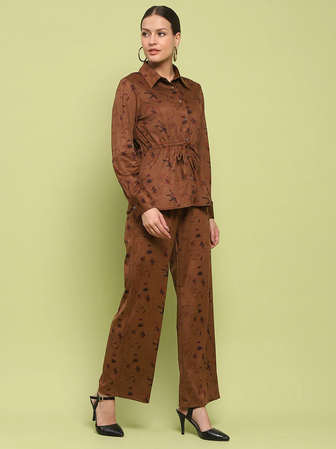 Madame Suede Belted Drawstring Top And Bottom Printed Brown Ensemble - Image 4
