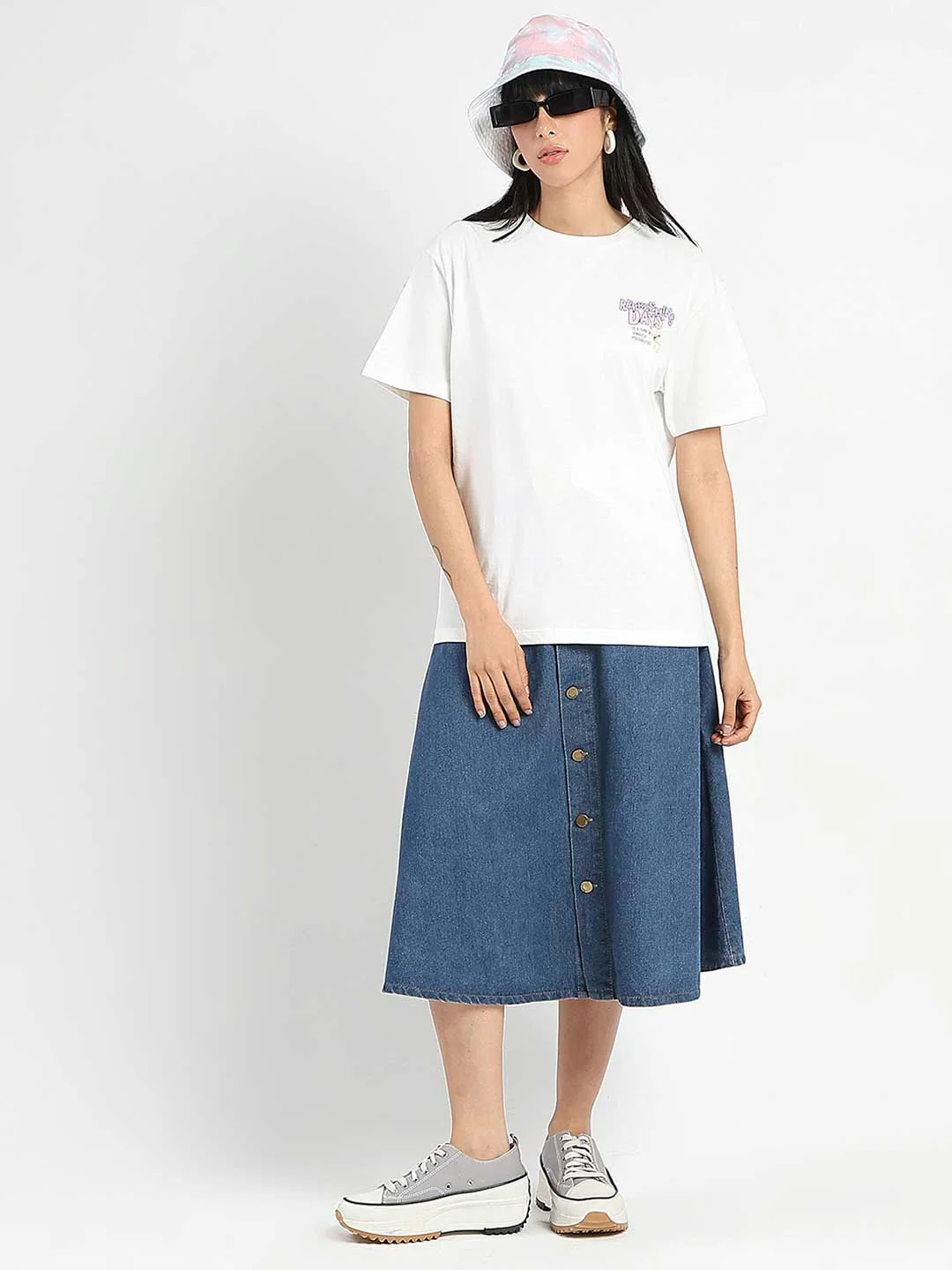 Madame Graphic Printed Round Neck White Sinker T-Shirt - Image 5